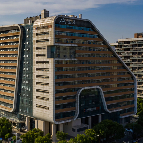 南京奥体中心亚朵 S 酒店.jpg